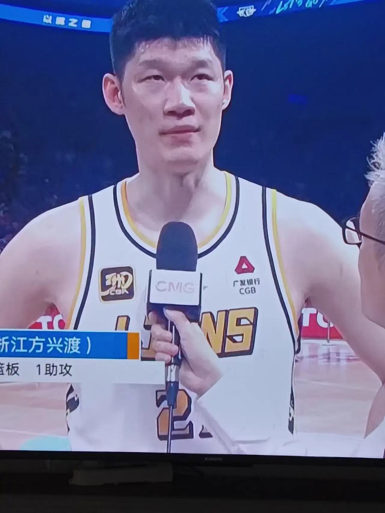 胡金秋再次当选月最佳球员，表现抢眼，士气大振的简单介绍