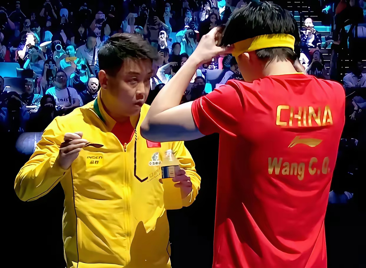 C9力克100T,Deft拿下关键大龙激烈交锋四强赛,留下经典瞬间 C9力克100T,Deft拿下关键大龙激烈交锋四强赛,留下经典瞬间