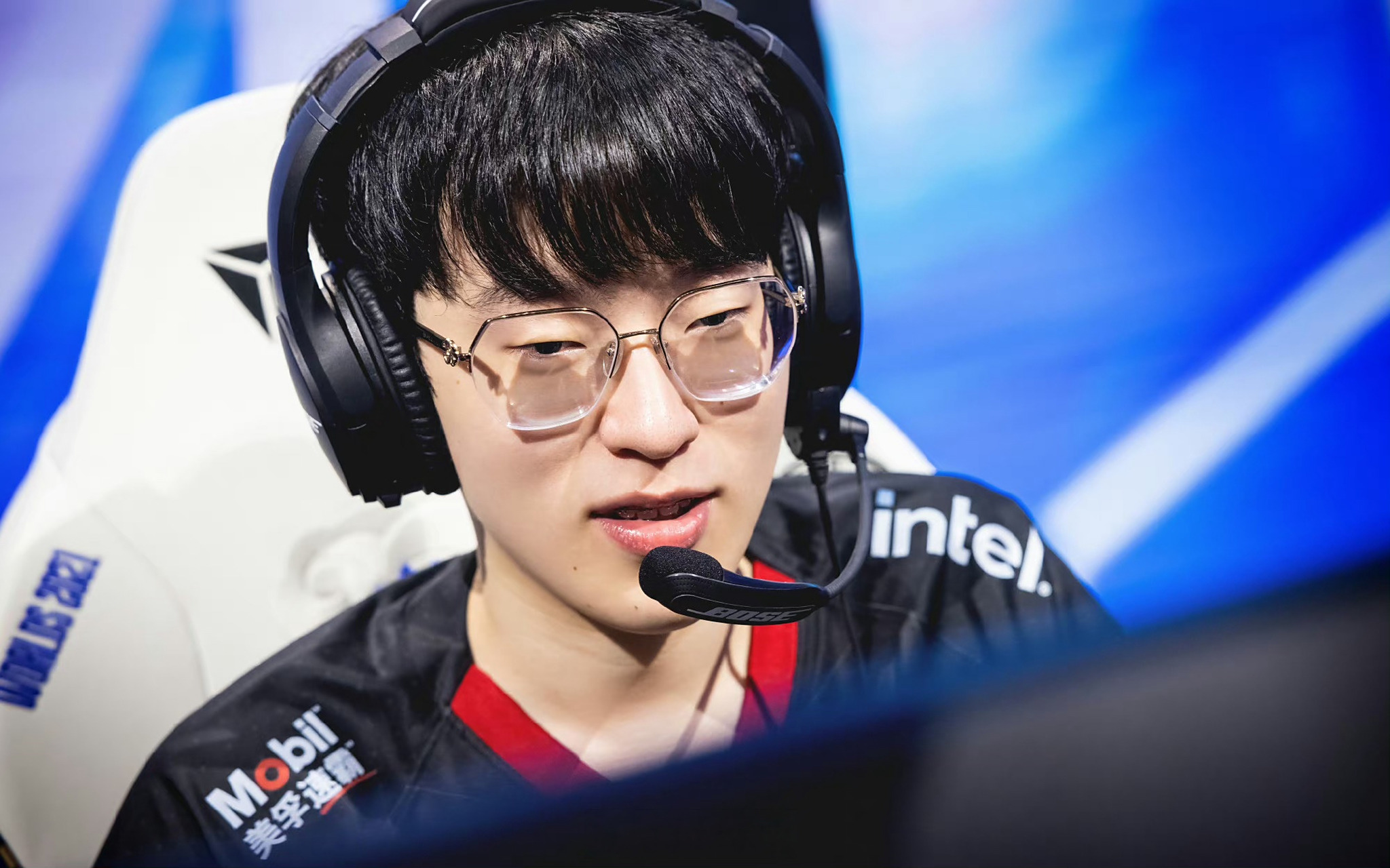 EDG横扫G2,Scout单局斩获MVP峡谷大战半决赛,点燃全场激情 EDG横扫G2,Scout单局斩获MVP峡谷大战半决赛,点燃全场激情