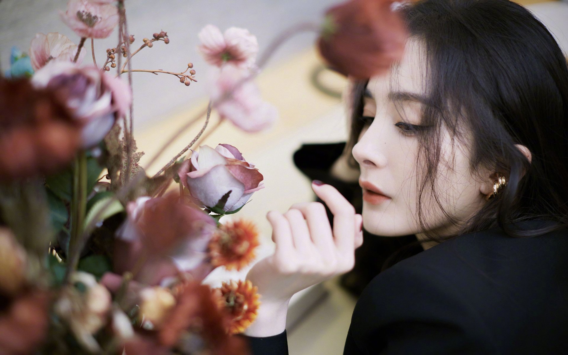 足球之夜的双重奏,拉什福德爆发点燃激情,伊拉克决胜局险胜威尔士